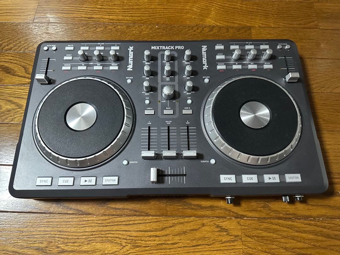 Numark MIXTRACK PRO DJコントローラー　動作未確認 Numark Mixtrack Pro FX 2-Deck DJ Controller with Effects Paddles