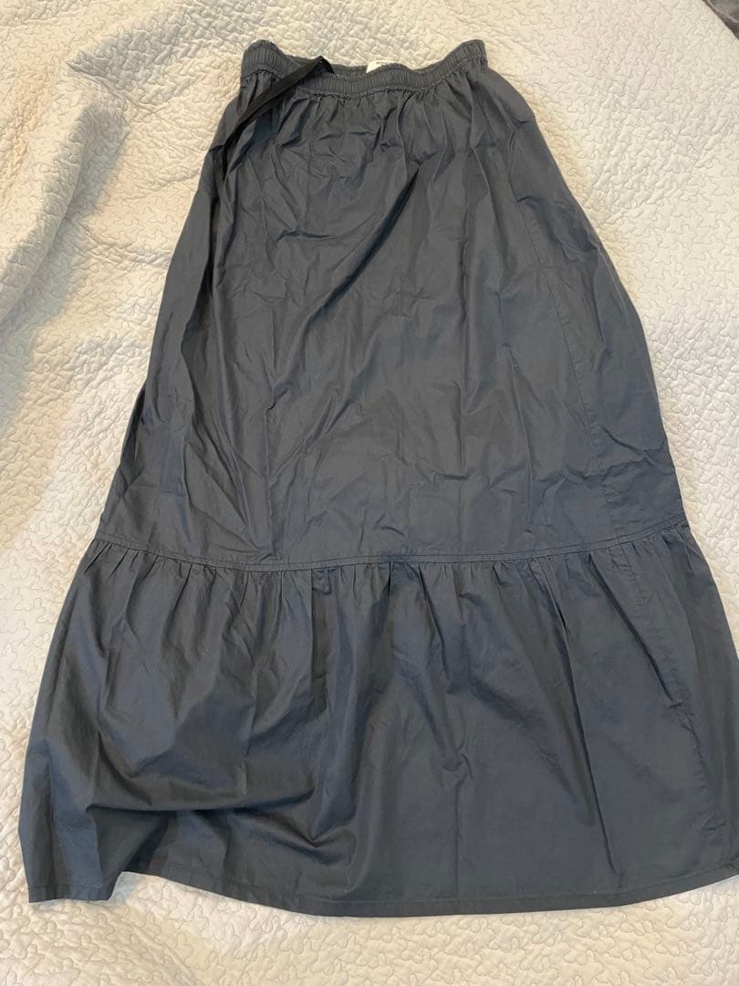 アトランティックアスコリ　スカート　すみ黒