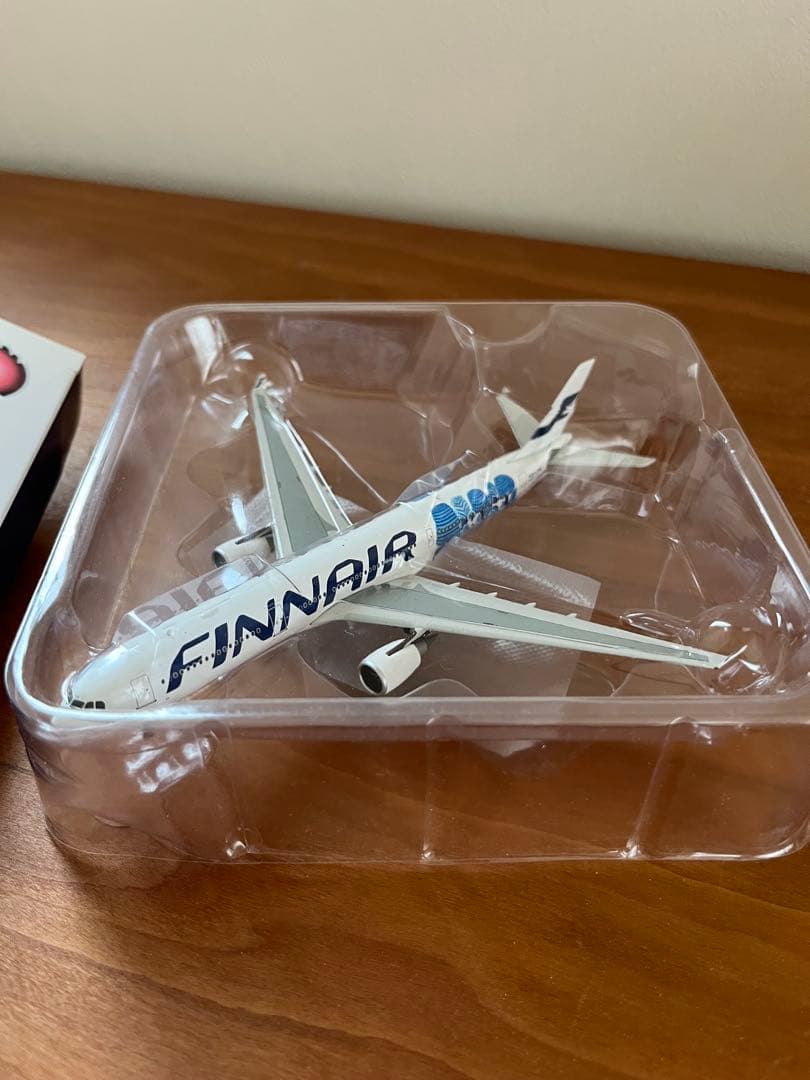 FINNAIR Airbus A330-300 1:400 スケール