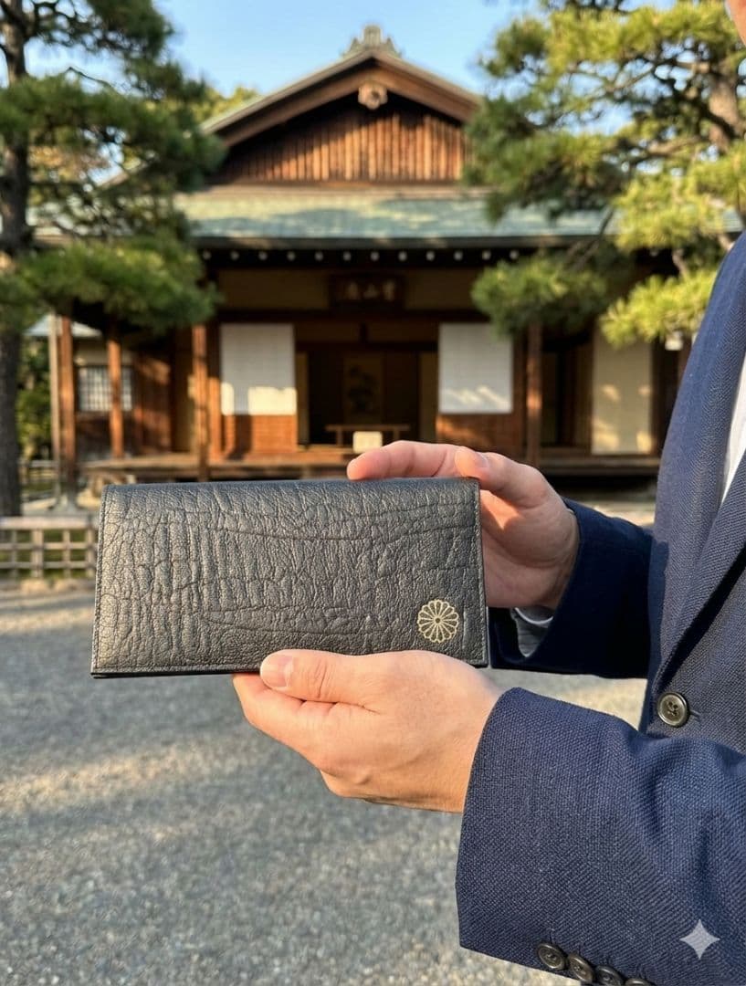 皇居財布 本革 長財布（新品・未使用）皇居東御苑 お土産品 - メルカリ
