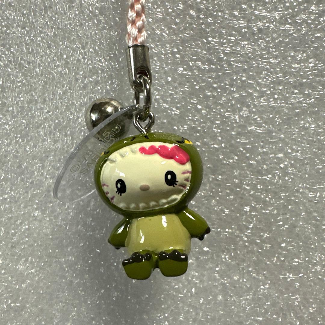 USJ限定　キティちゃん 恐竜コスチューム ストラップ