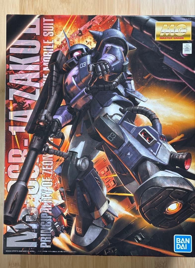 MG 黒い三連星ザクII Ver.2.0 新品 MG 1/100 MS-06R 黒い三連星ザク Ver.2.0 | バンダイによる、遊びと