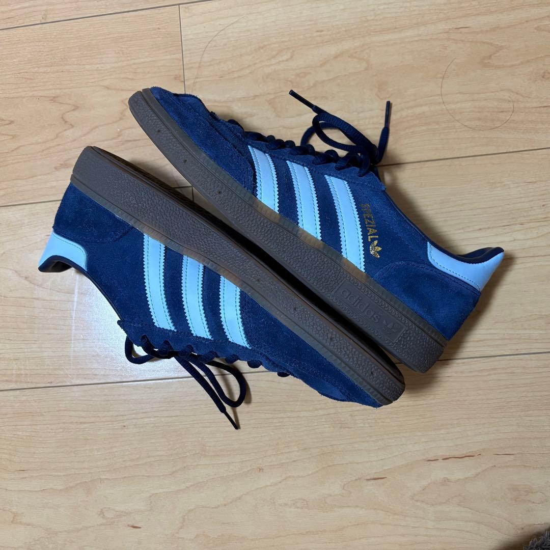 adidas Spezial ハンドボール　スペツィアル　スニーカー