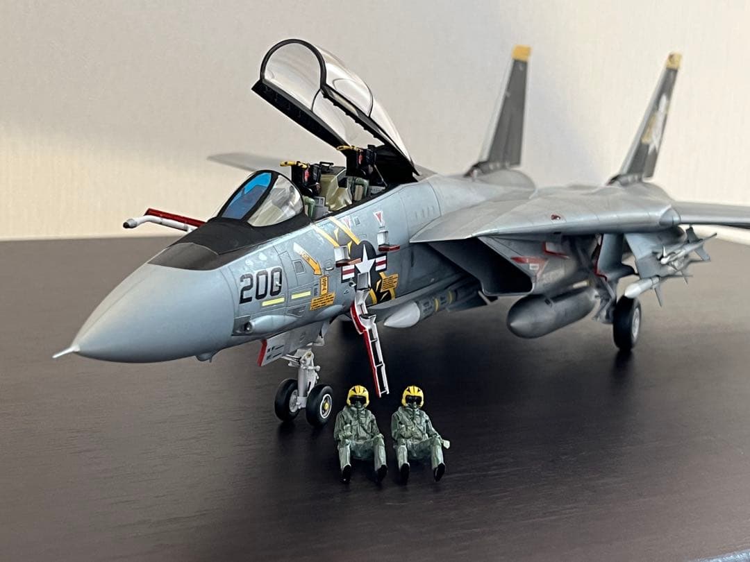 TAMIYA 1/48 GRUMMAN F-14A TOMCAT 装備特別仕様 タミヤ 1/48 傑作機シリーズ グラマン F-14A トムキャット | タミヤ