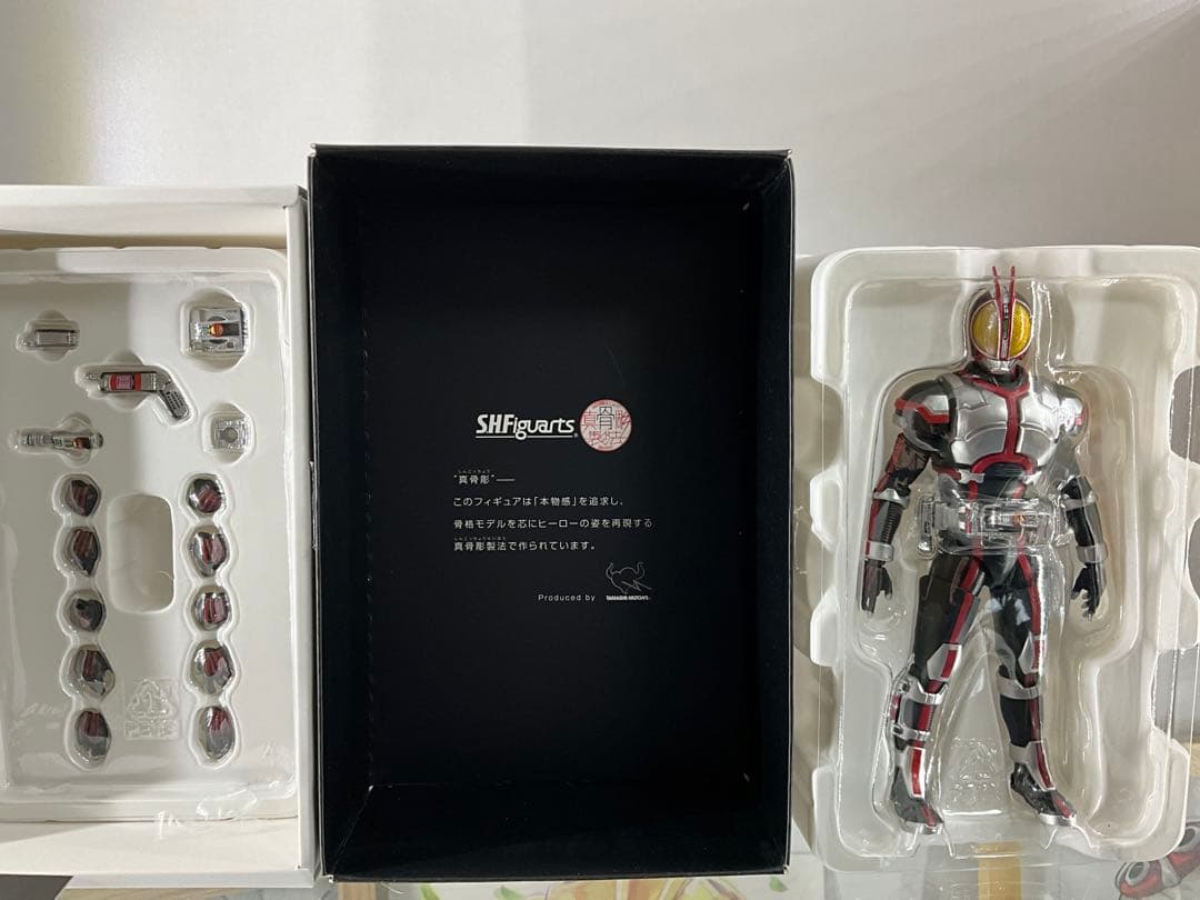 仮面ライダーファイズ S.H.Figuarts 真骨彫製法　仮面ライダー555