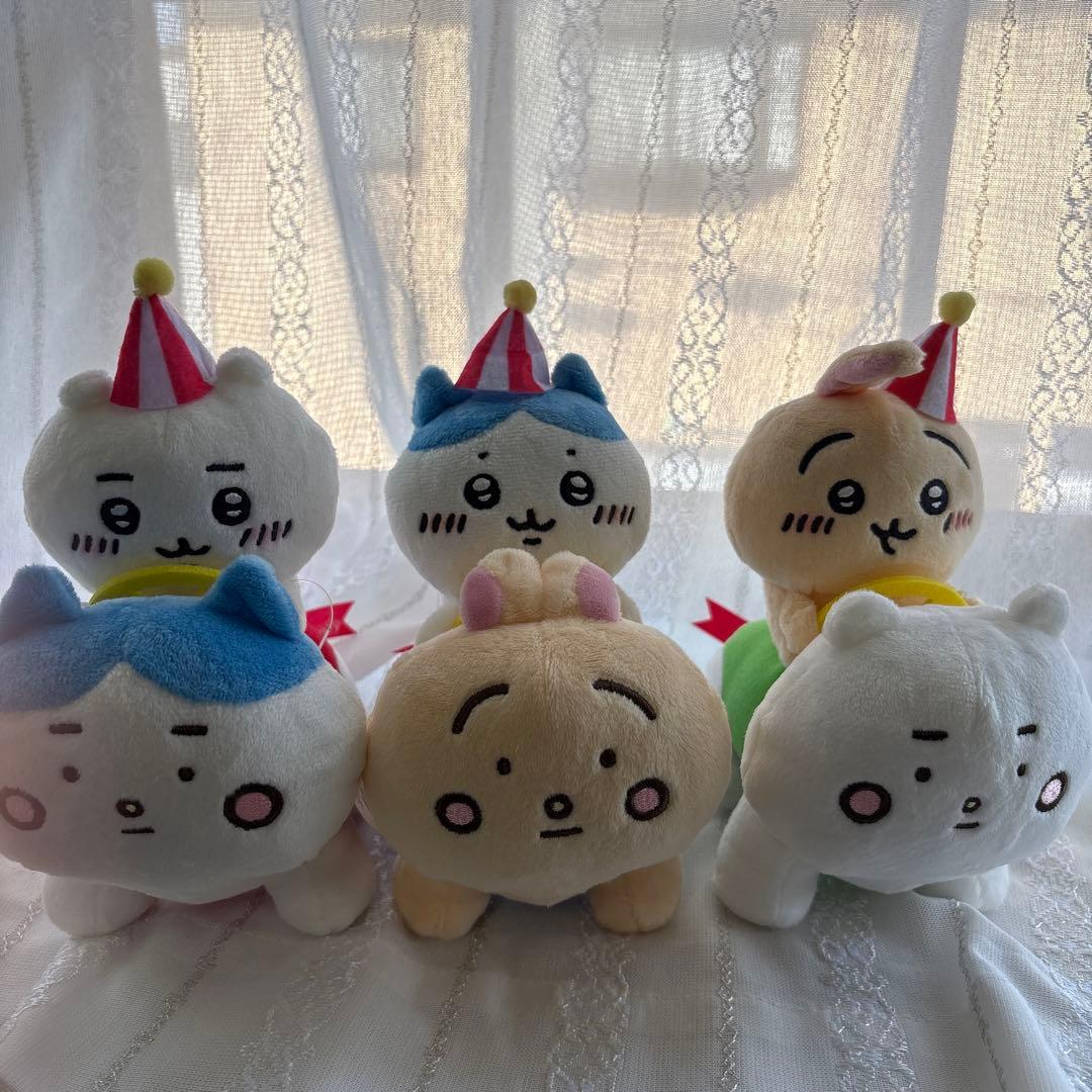ちいかわ　うさぎ　ハチワレ　ぴーぽぽ　ぬいぐるみ