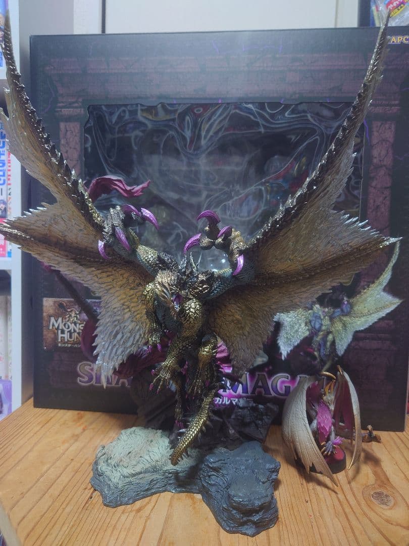 カプコンクリエイターズモデル天廻龍シャガルマガラ、amiiboメルゼナセット イーカプコン |カプコンフィギュアビルダー クリエイターズモデル 天廻