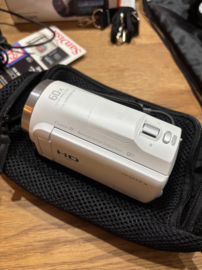 SONYハンディーカム HDR-CX675 アクセサリー 三脚付属 ホワイト