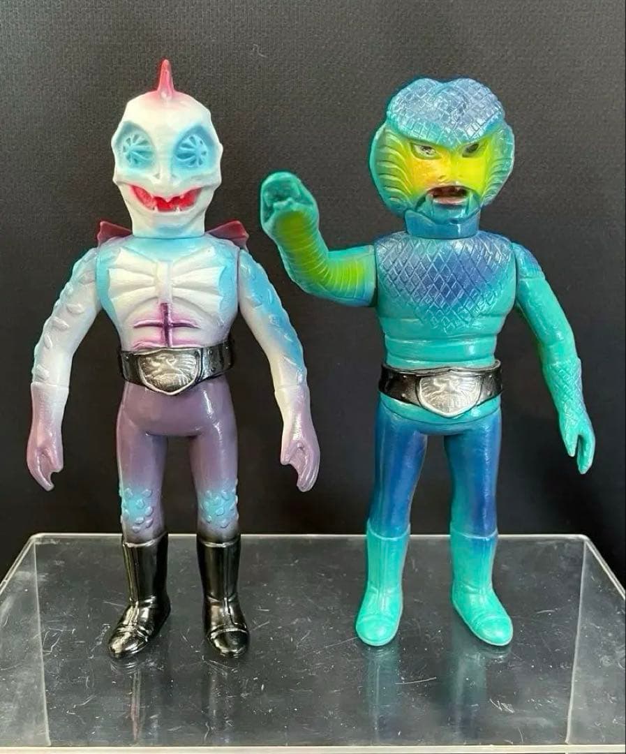 ■ピラザウルス コブラ男 ソフビ2体セット /東映レトロソフビコレクションM