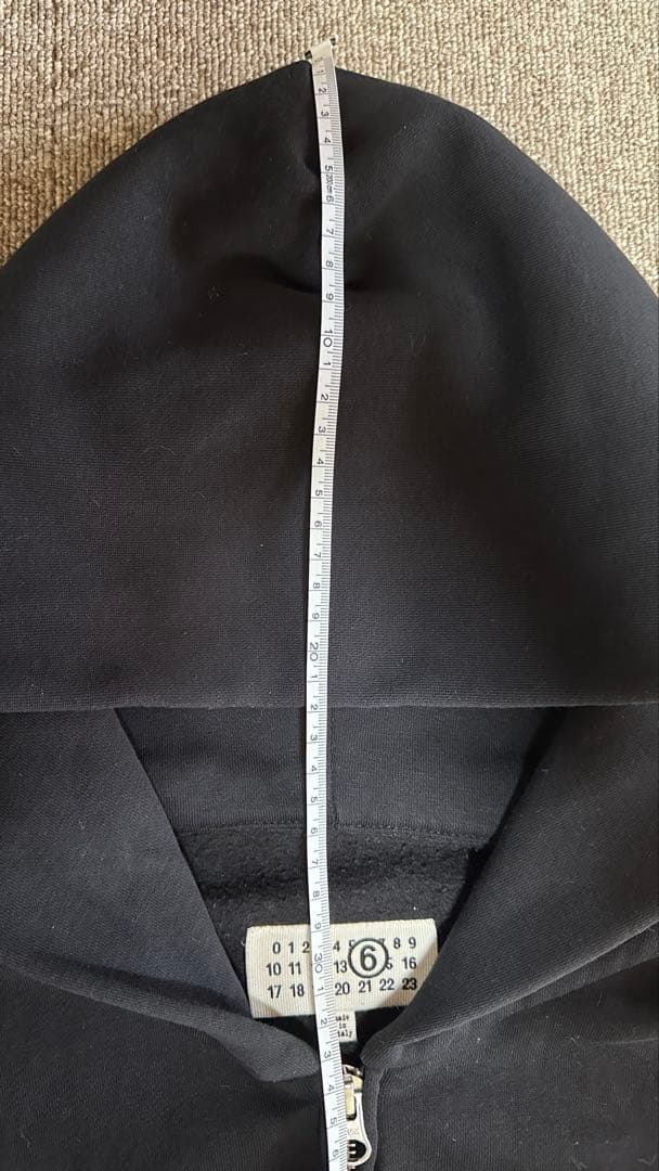 最終値下げMaison Margiela MM6 24SS ジップフーディー 黒 - メルカリ