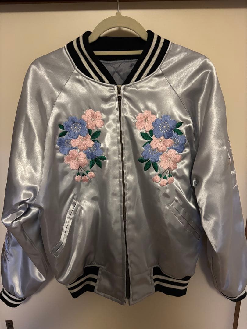 シルバー スカジャン 花とドラゴン刺繍