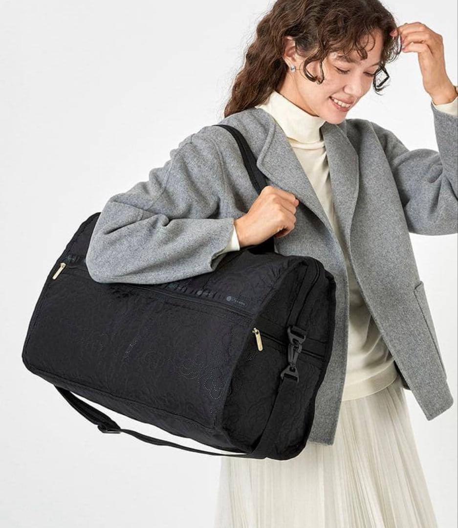 LeSportsac ボストンバッグ ブラック　パフィーブロッサムズ　黒　花柄