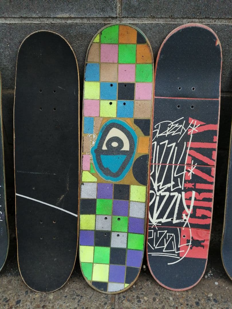 スケボーのデッキ 14本