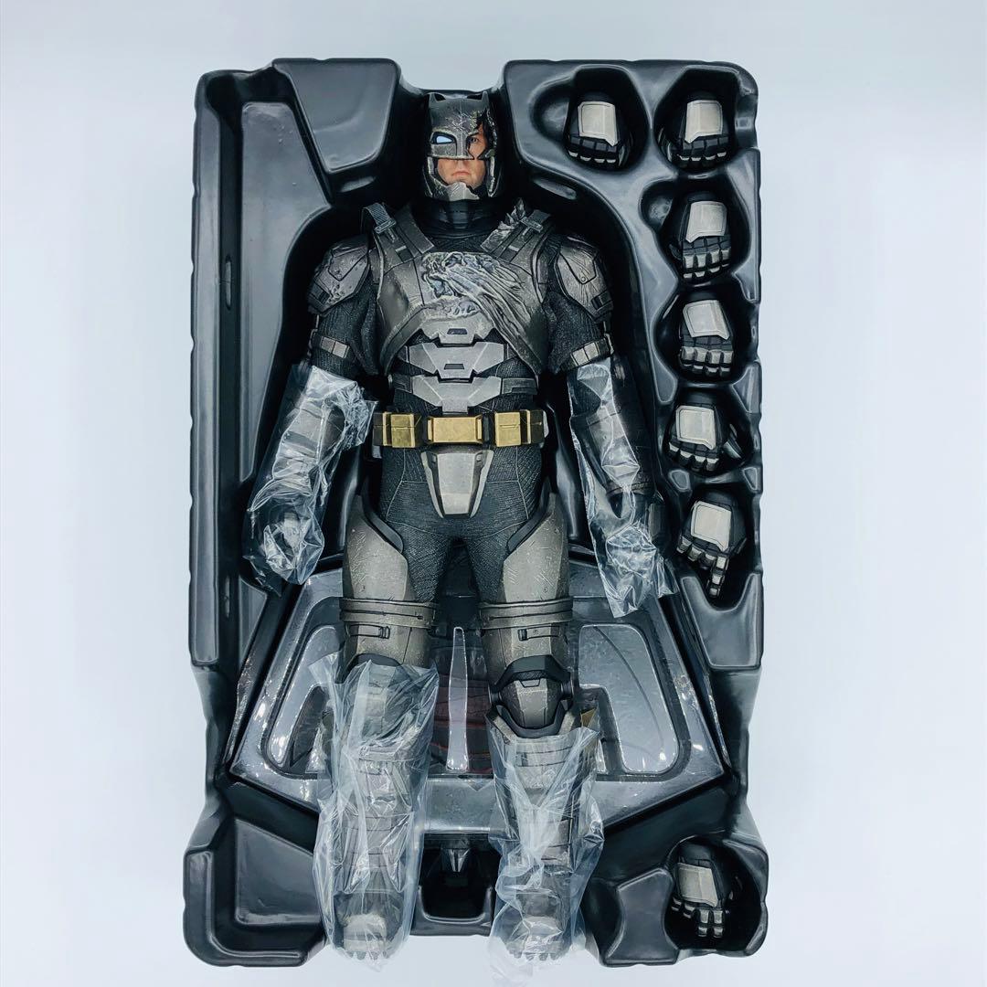 ホットトイズ アーマードバットマン バトルダメージ バットマンVS