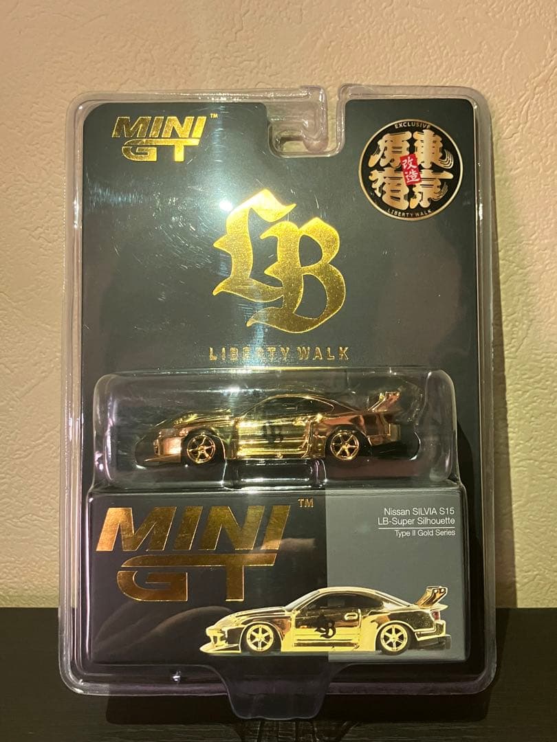 MINI GT LBWK 原宿限定 S15 シルビア ゴールド