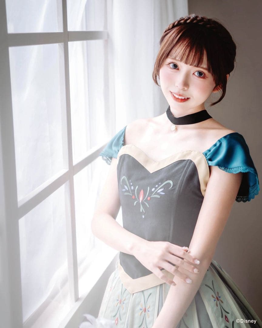 アベイル アナ ドレス 戴冠式 Mサイズ ディズニー Disney Avail - メルカリ