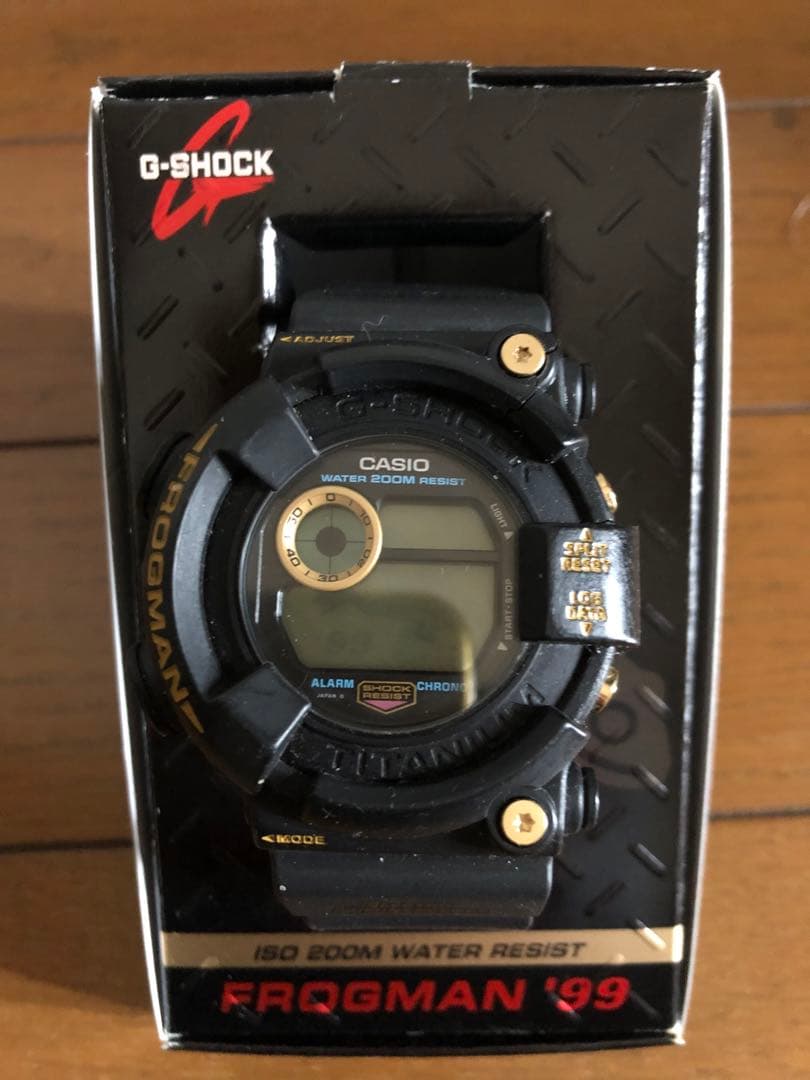 G-SHOCK FROGMAN '99 黒金蛙8200BU-9AT おまけ付き DW-8200BU-9AT フロッグマン99 黒金 潜水蛙EL – G-BRIDGES