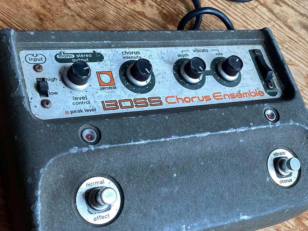 BOSS　CE-1　Chorus Ensemble　ヴィンテージ　ビンテージ BOSS CE-1 Chorus Ensemble 1980 Vintage Guitar Effects Pedal Made