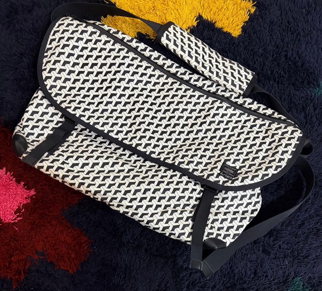 2-tacs porter メッセンジャーバッグ PORTER（ポーター）の「2-tacs×PORTER MESSENGER BAG ＜for bjirushi