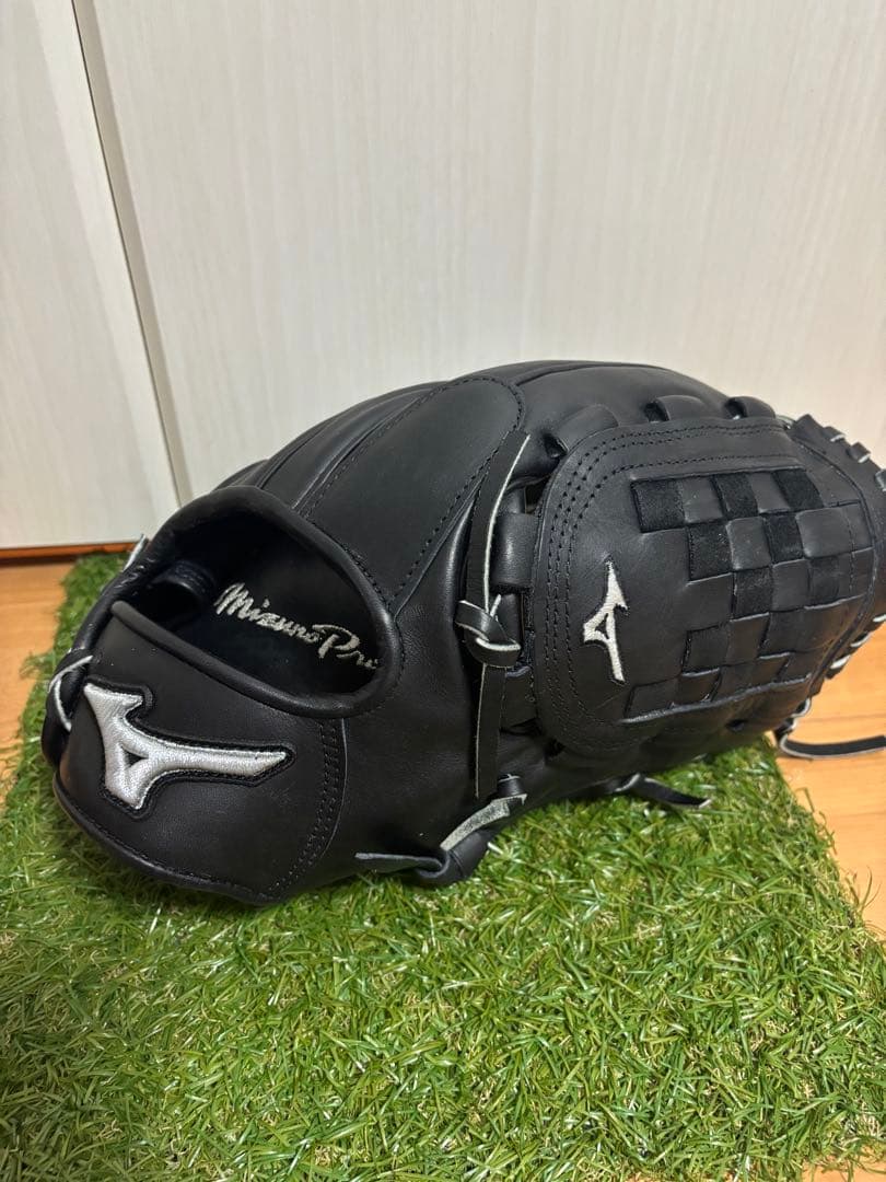 プロ支給品　実使用　サイ・ヤング賞　クルバー　ミズノプロ 投手　プラチナロゴ