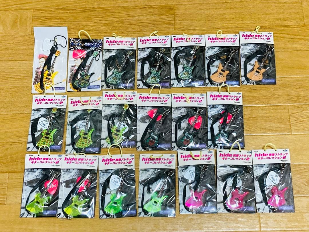 hide 携帯ストラップ ギターコレクション 20セット 新品未開封 当時モノ Yahoo!オークション -「hideギターストラップ」の落札相場・落札価格