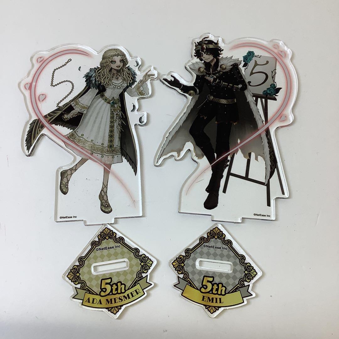 第五人格　スイパラ　アクスタ　心理学者　患者　33-0205-16 心理学者 患者 第五人格 5周年 スイパラ アクスタ 特大 2体 - メルカリ