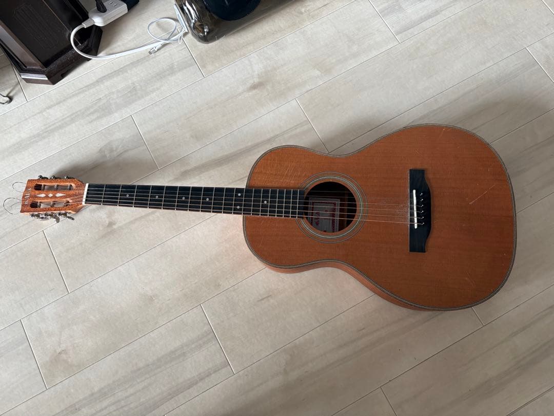 KALA アーコスティックギター　激安
