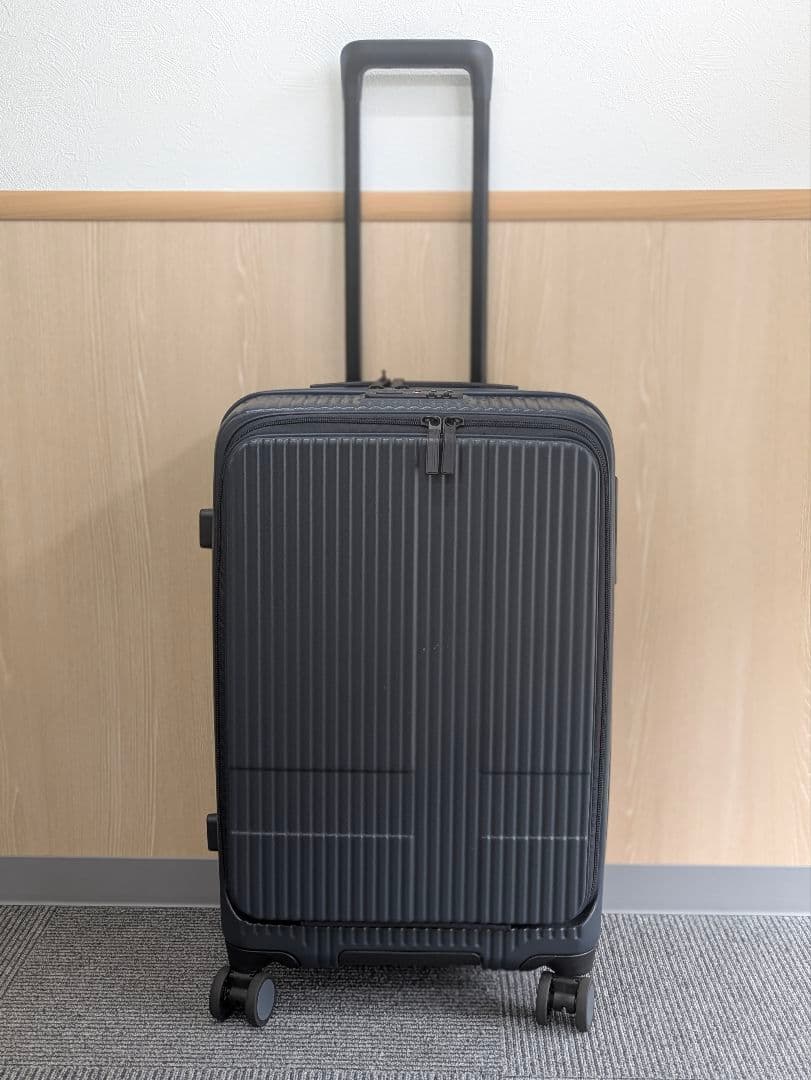 じゃがりこInnovator（イノベーター）スーツケース キャリーケース