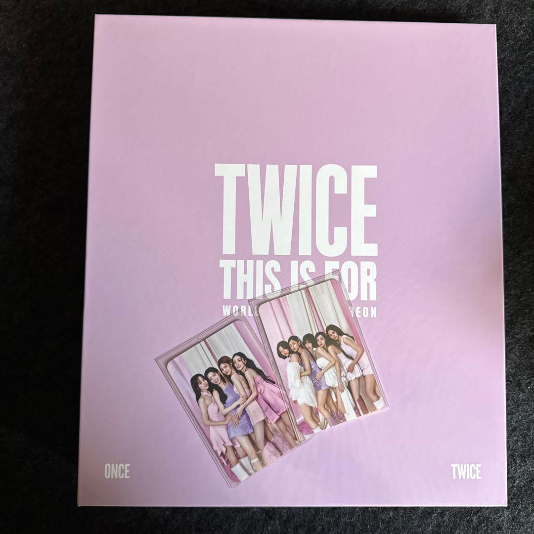 TWICE トレカ　バインダー Amazon.co.jp: Together 1&2 バインダー TWICE トレカケース 9ポケット