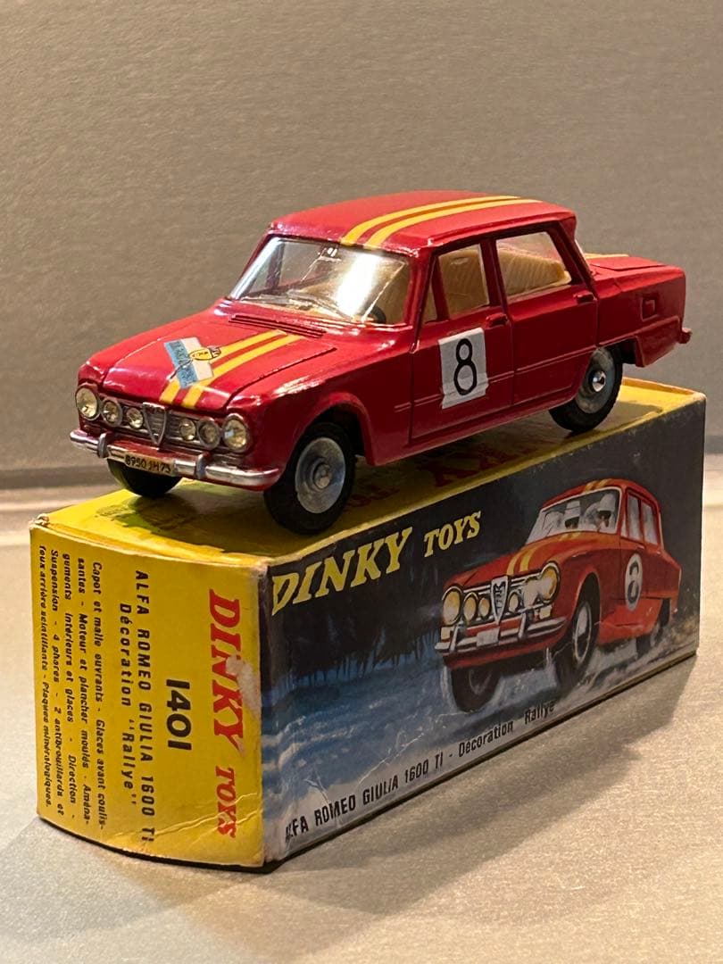 Dinky Toys ディンキー アルファロメオ ジュリア1600 当時物 - メルカリ