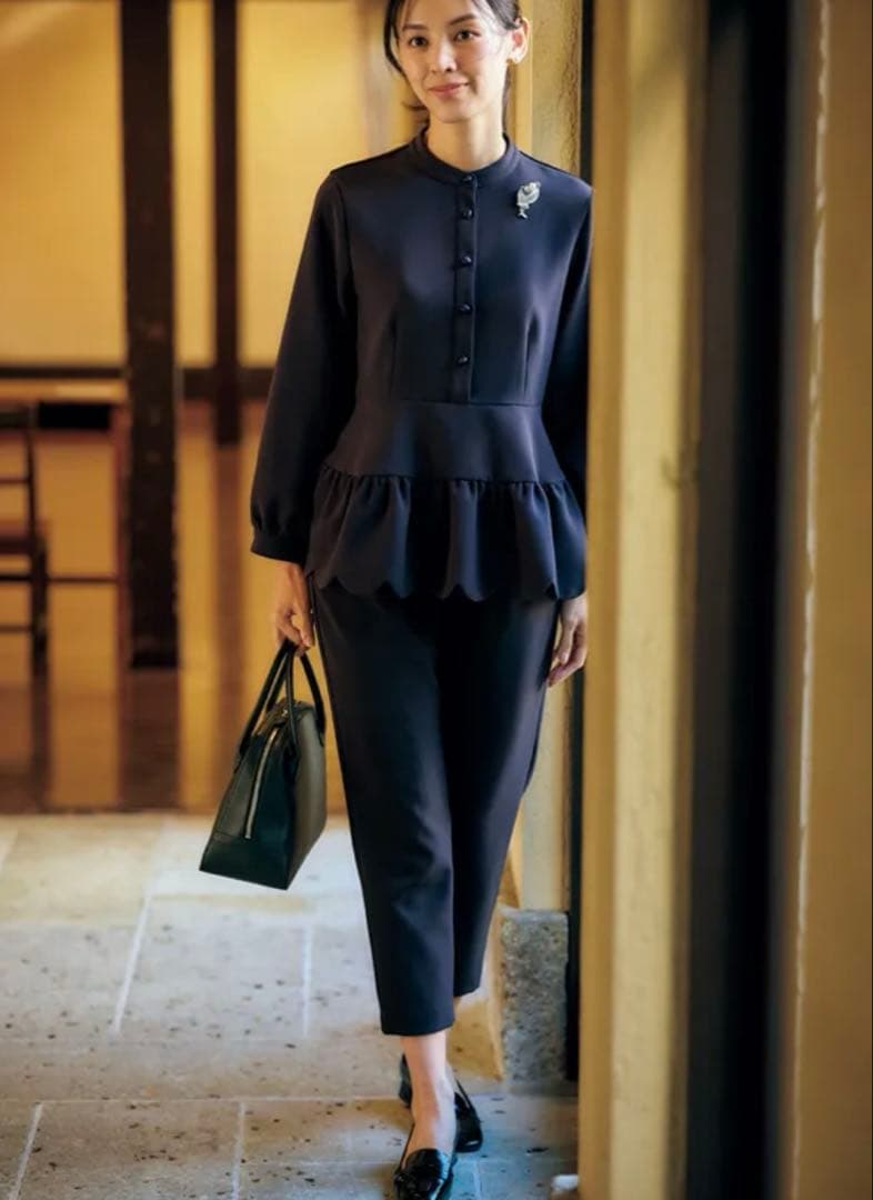 SONO ソーノ　スカラップヘム　フェミニティブラウス