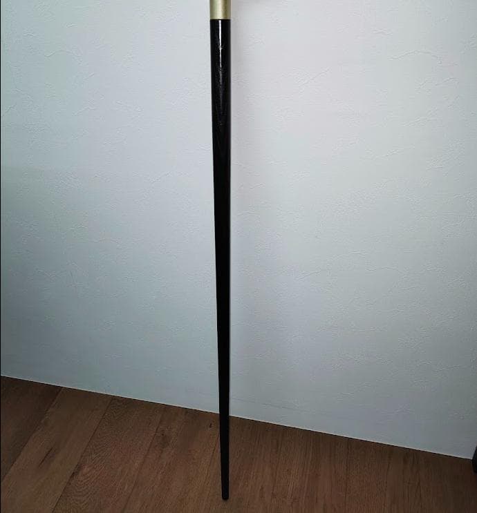 【Yの男】黒い木製杖
