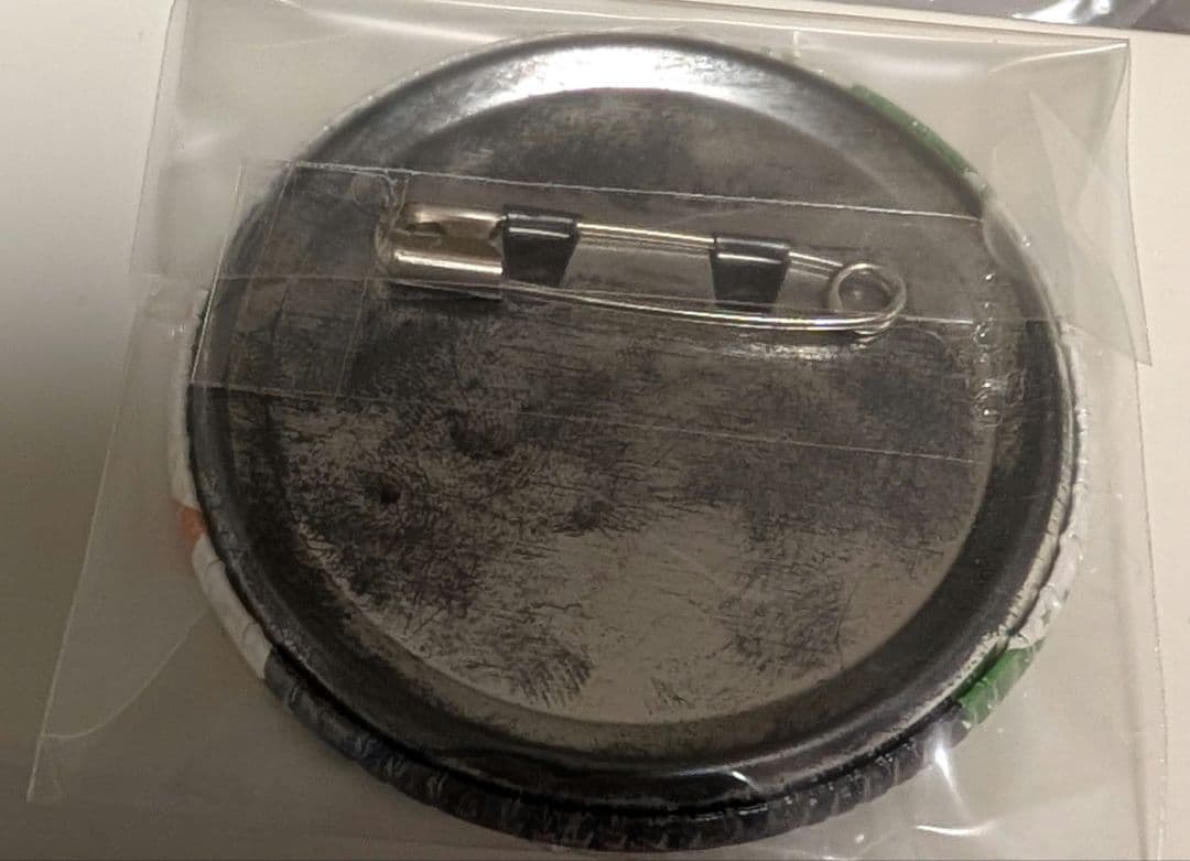 黒バス 黒子テツヤ 高尾和成 缶バッジ まとめ売り 164個 - メルカリ