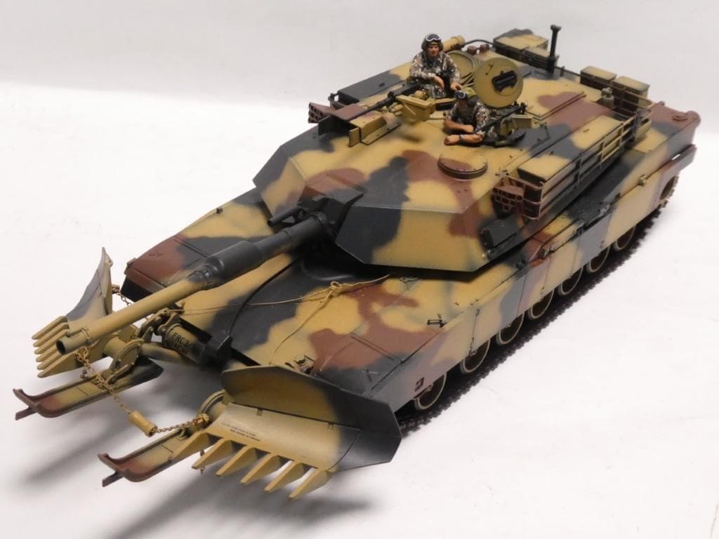 タミヤ 1/35 　アメリカ M1A1 マインプラウ　完成品 タミヤ 1/35 ミリタリーミニチュアシリーズ アメリカ M1A1