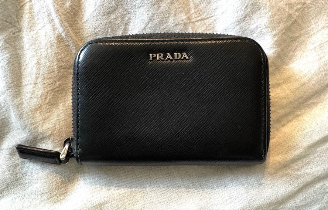 【美品】PRADA ブラックレザー ケース
