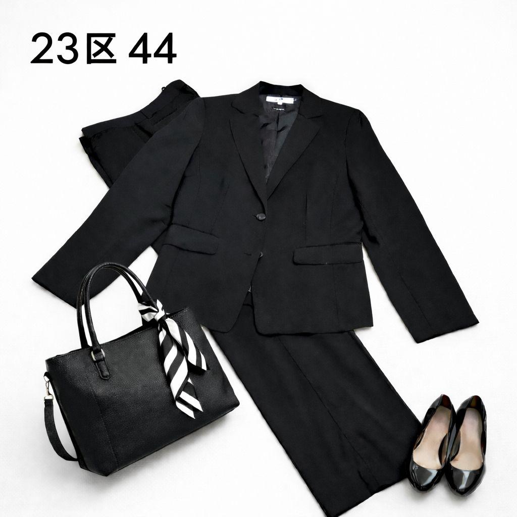 ブラックフォーマル23区 　44 2Ｌ〜3Ｌ フォーマル スーツ 美品 通勤