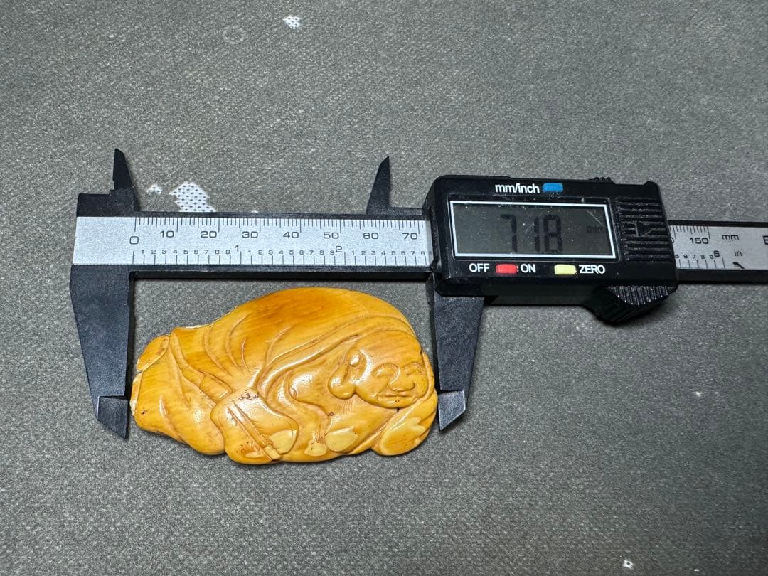 極上 根付 印籠 天然素材 アンティーク 骨董 飾り物 古美術品 置物細密