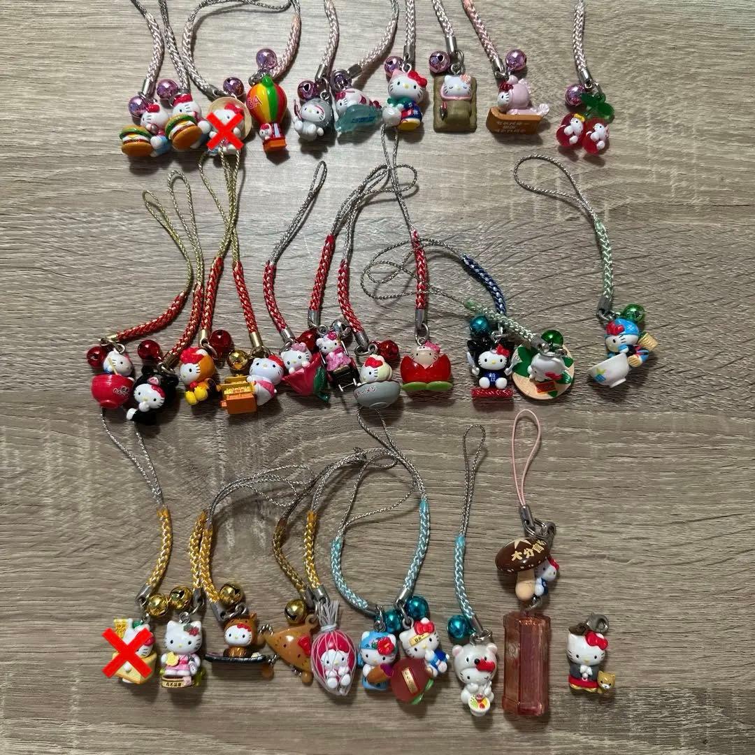 d*9様 【地域限定】ハローキティ ストラップ 33個セット d*9様 【地域限定】ハローキティ ストラップ 33個セット - メルカリ