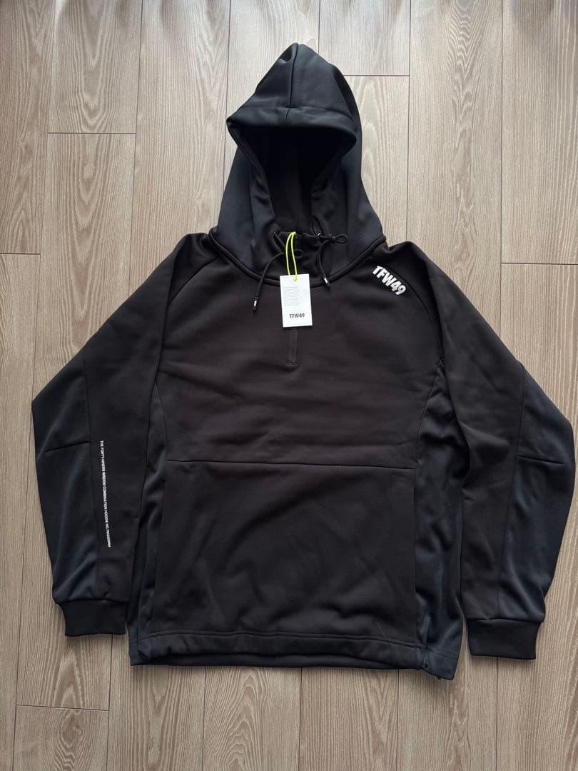 新品未使用　TFW49 パーカー　フーディー　サイズL