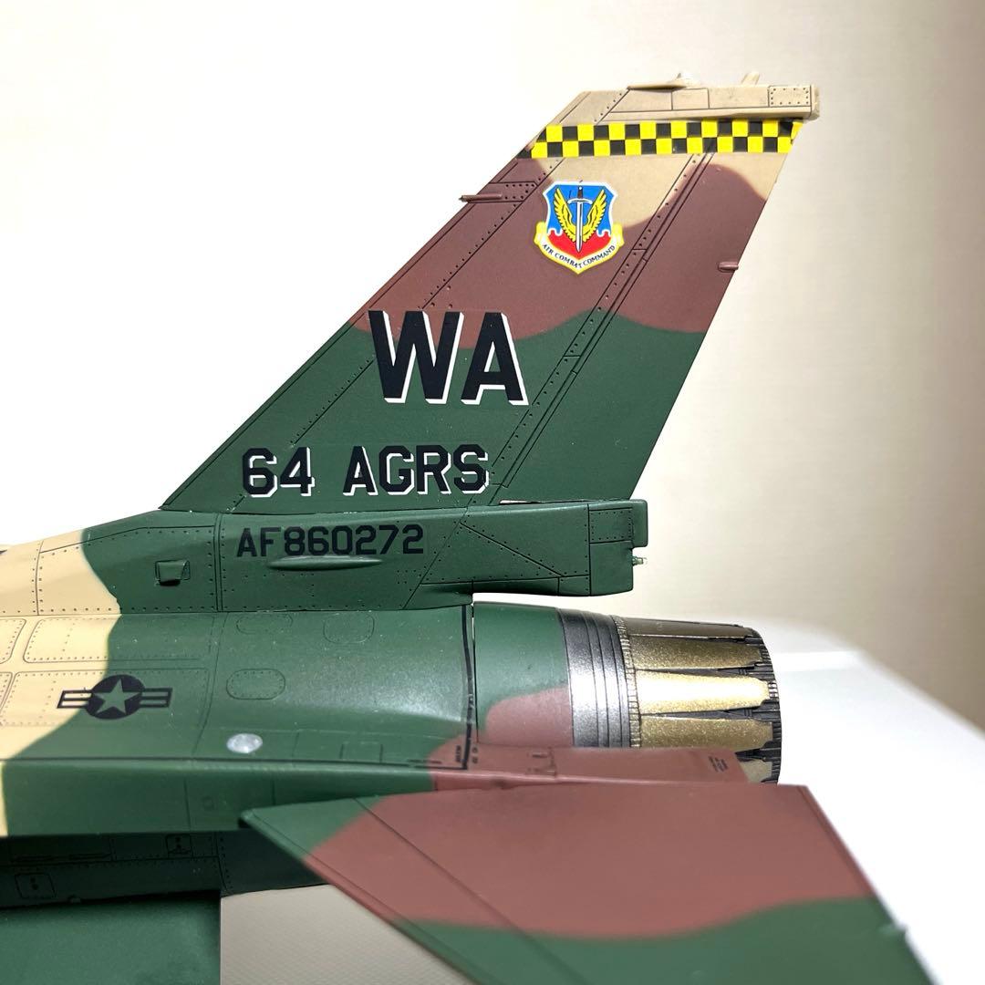 戦闘機プラモデル完成品1/48タミヤF-16アグレッサー