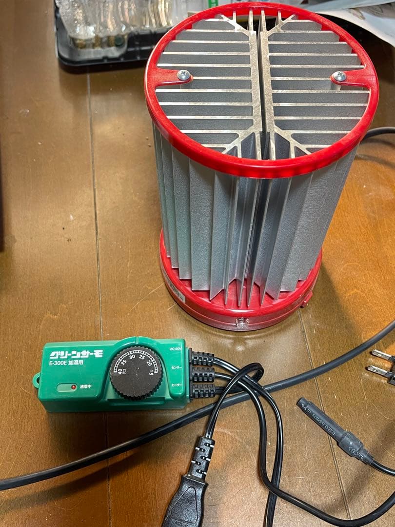 昭和精機工業パネルヒーター NS250 グリーンサーモ付