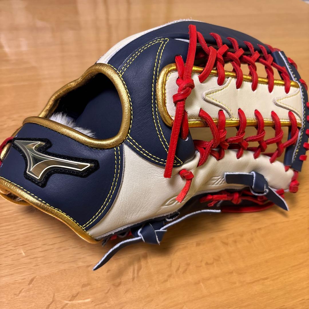 ミズノ勝色グラブ　　　定価28000円