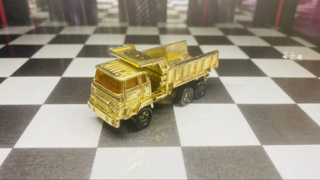 【超レア】トミカ 21世紀計画ビッグプレゼント いすゞオフロードダンプ金メッキ