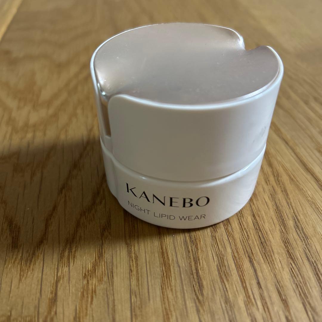 カネボウ　ナイトリピッドウェア&デイクリーム ナイト リピッド ウェア | KANEBO公式サイト