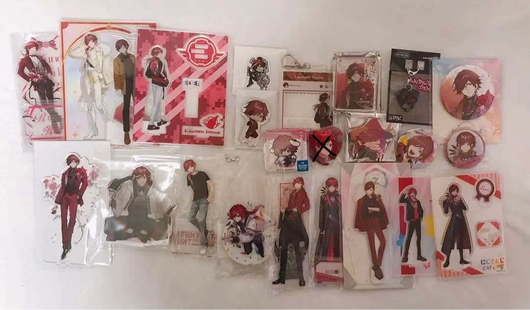 ローレン・イロアス　グッズまとめ ローレン・イロアス グッズ まとめ売り - メルカリ