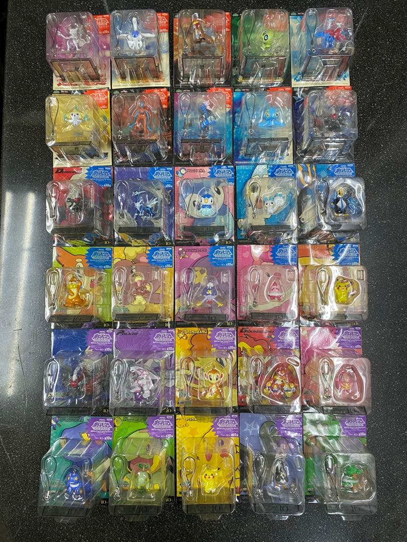 ポケットモンスター 台座付コレクションフィギュアストラップ 全30種 非売品 ダイドードリンコ「ポケモン」フィギュアストラップ：ピカチュウ : ザ
