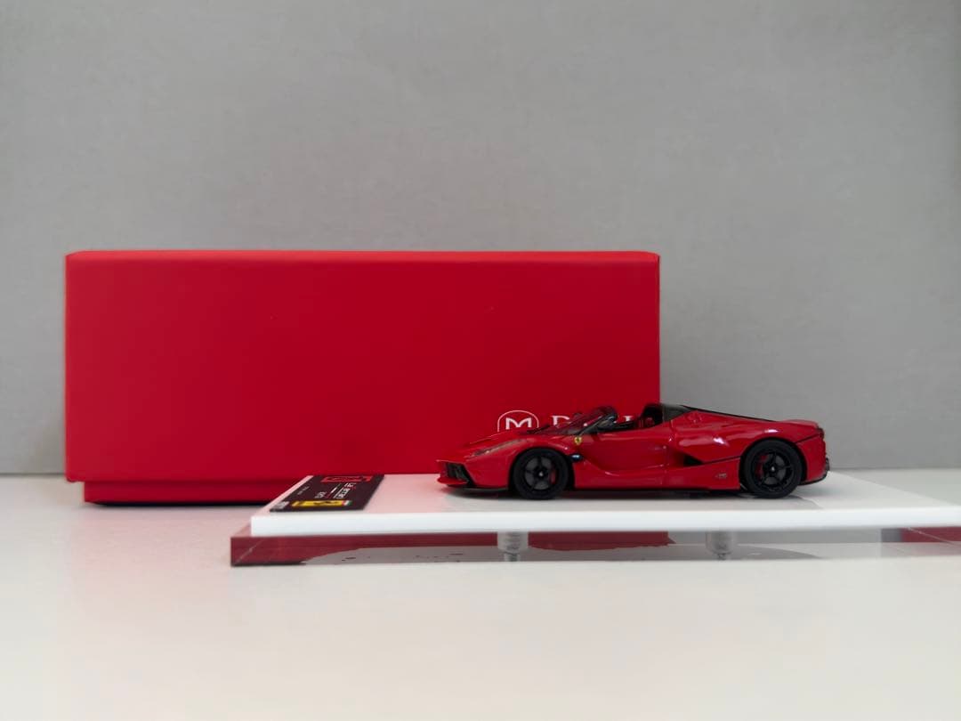 1/64 DMH フェラーリ ラフェラーリ アペルタ 赤 Ferrari（フェラーリ） 【単品】トミカ ラフェラーリ アペルタ レッド