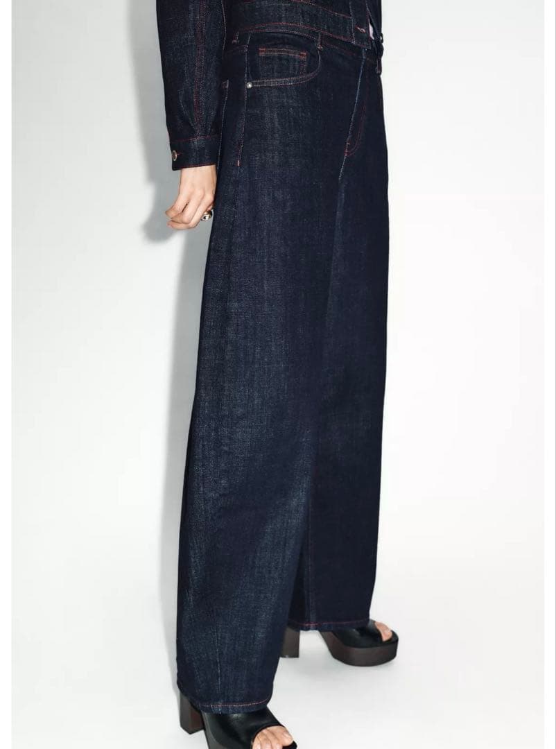 タグ付新品☆ZARAのZ1975ハイウエストバレルフィットデニムパンツ