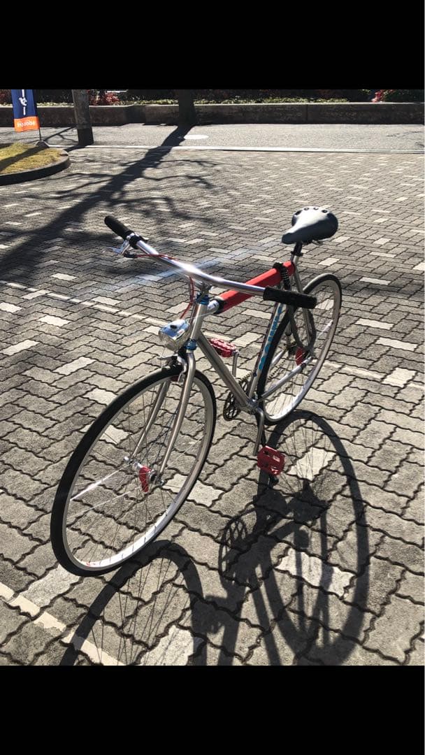 シルバー ピストバイク 700C