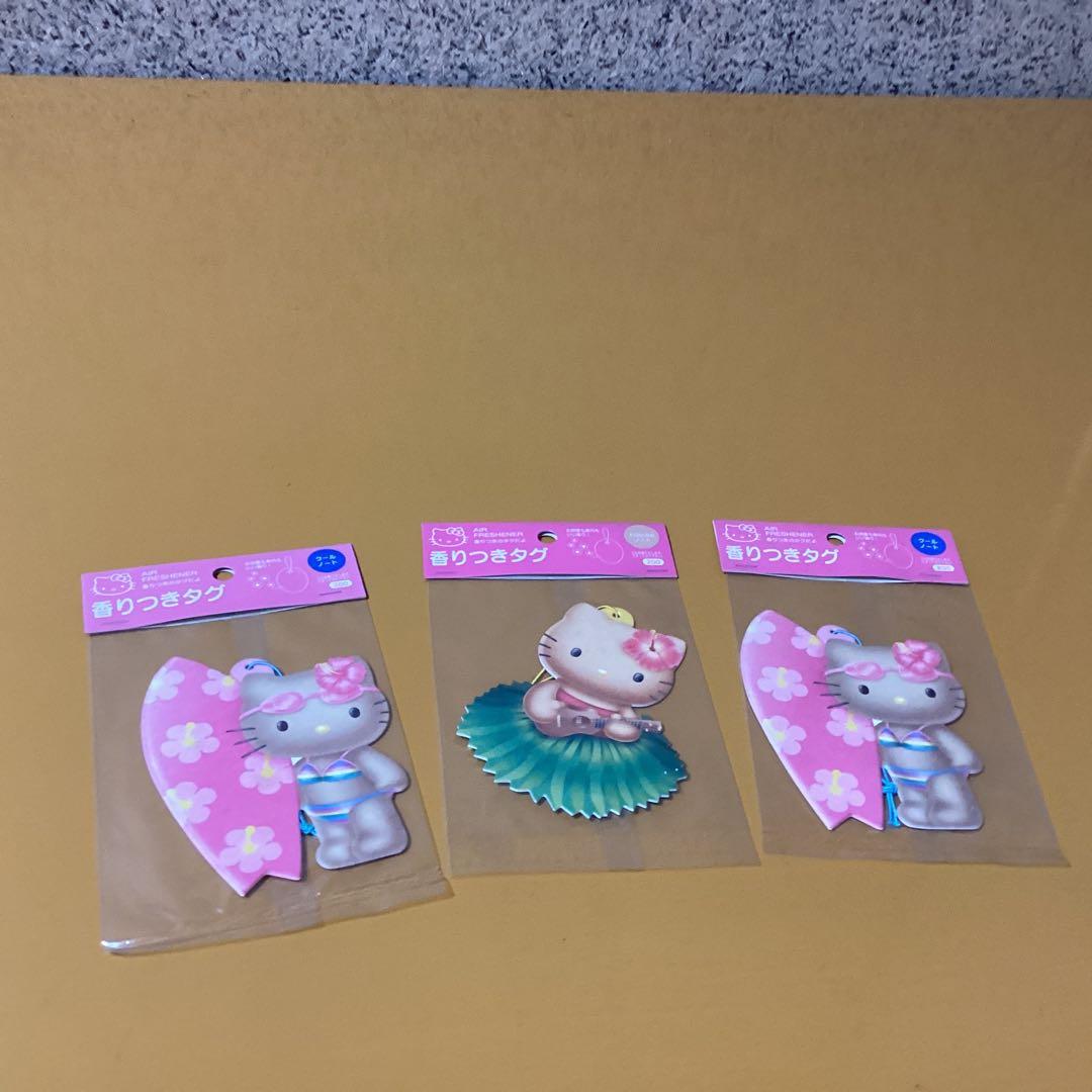 2952ハローキティハワイ香りつきタグ
